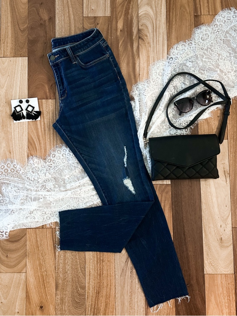 a.n.a Dark Blue High-Rise Skinny Jeans with Light Distressing